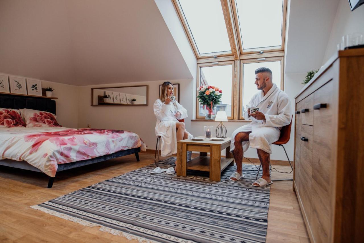 Medical Spa Kwiatowa Łęczyca Esterno foto