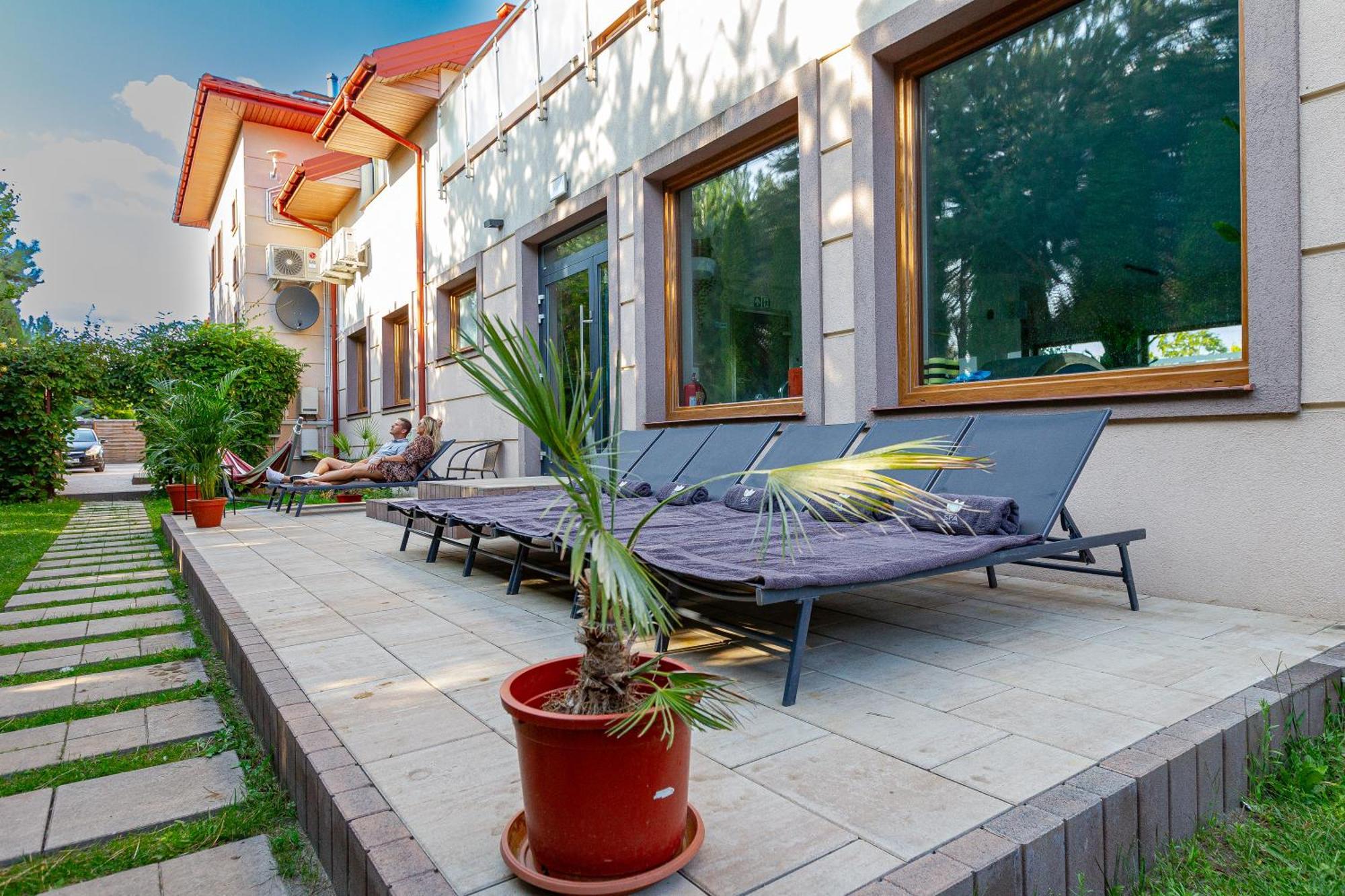 Medical Spa Kwiatowa Łęczyca Esterno foto