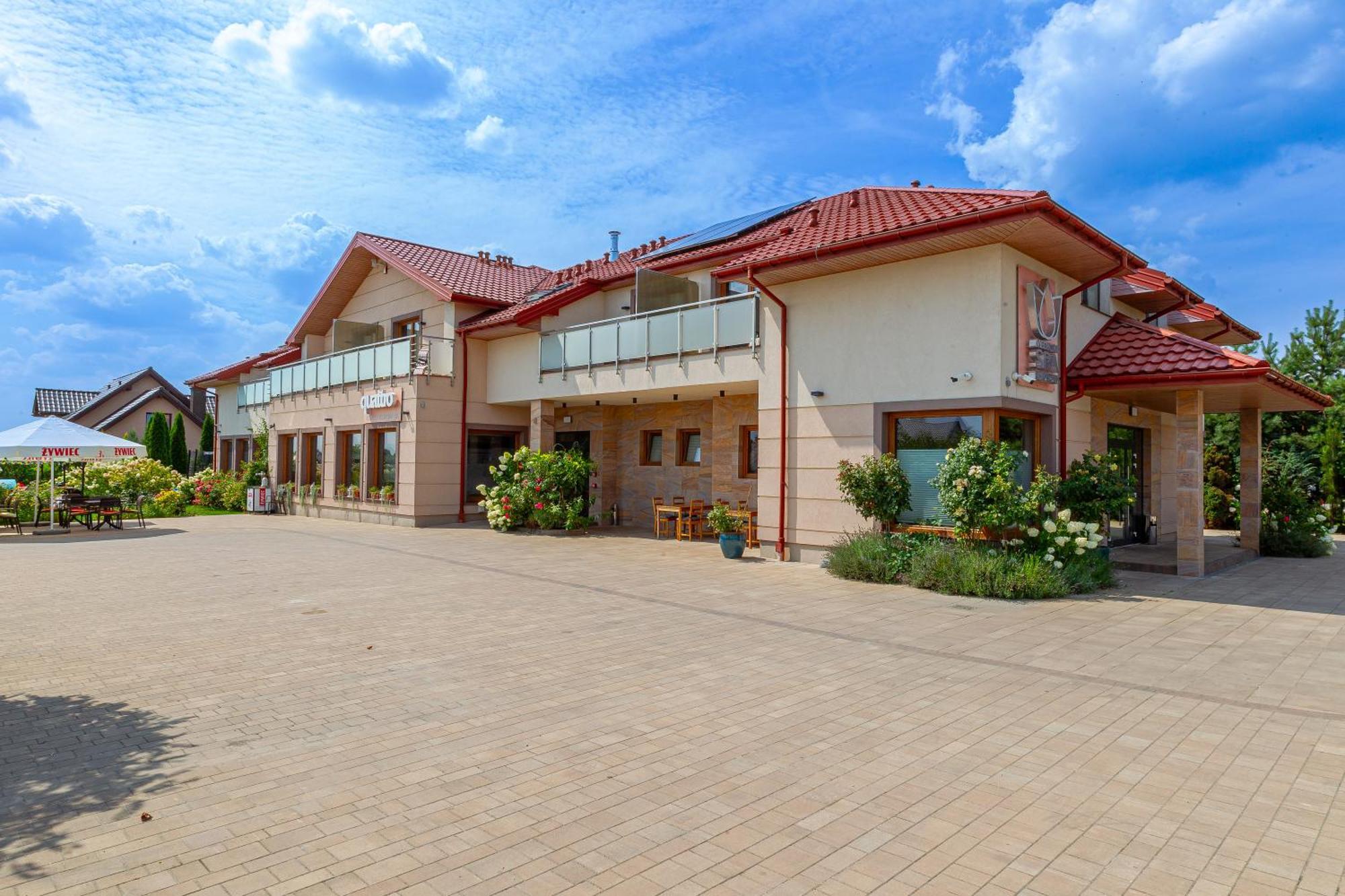 Medical Spa Kwiatowa Łęczyca Esterno foto