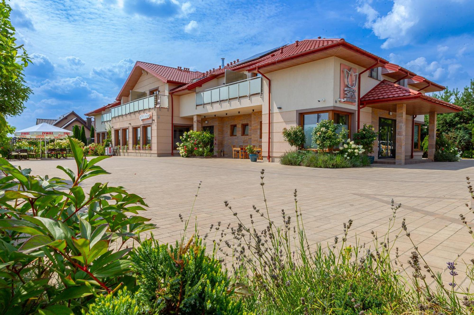 Medical Spa Kwiatowa Łęczyca Esterno foto